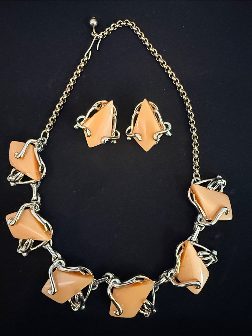 Vintage 50s Mid Century Orange Thermoset Lucite Necklace Earrings Set